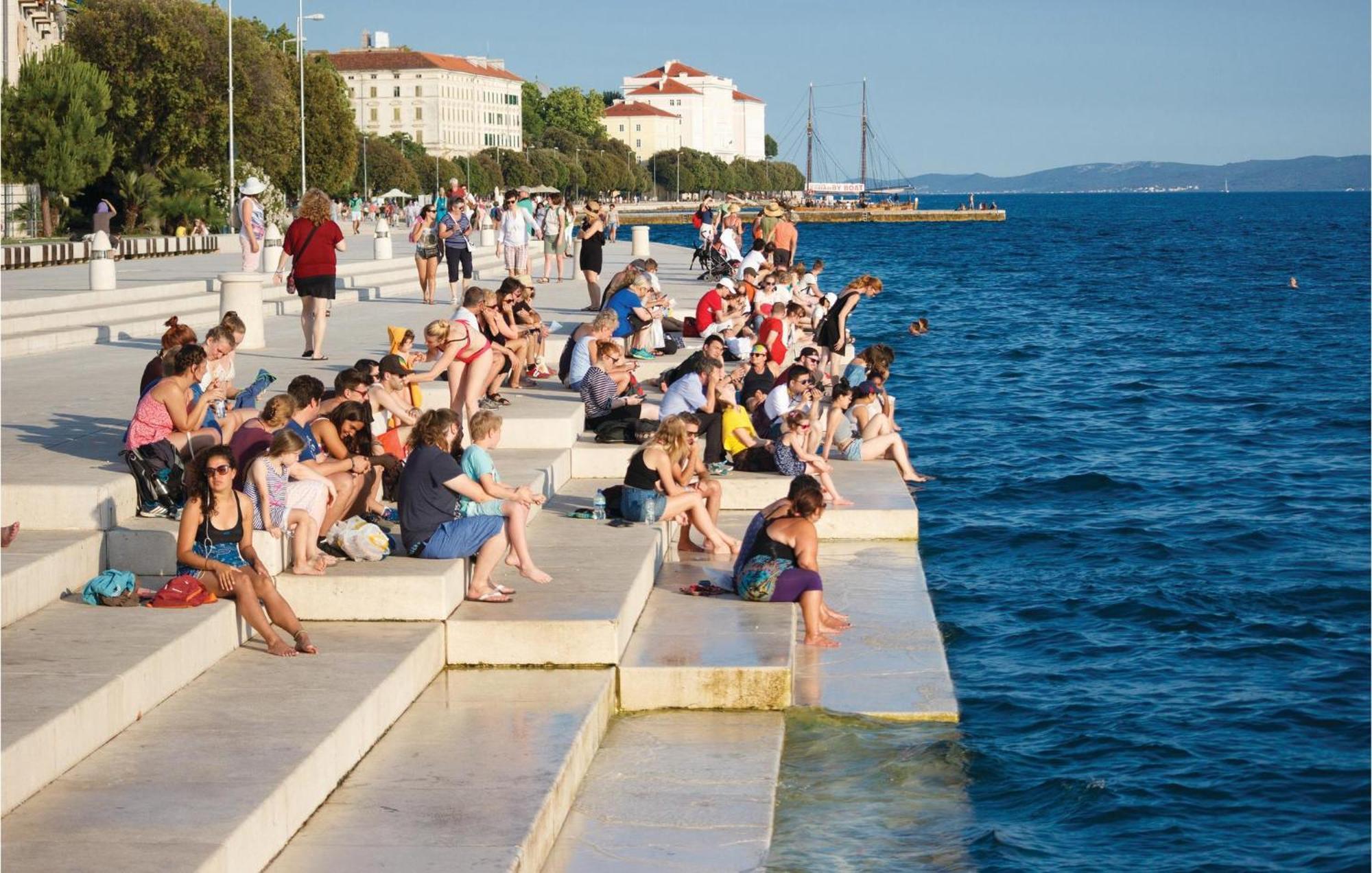 Nice Apartment In Zadar With Wifi Exterior photo